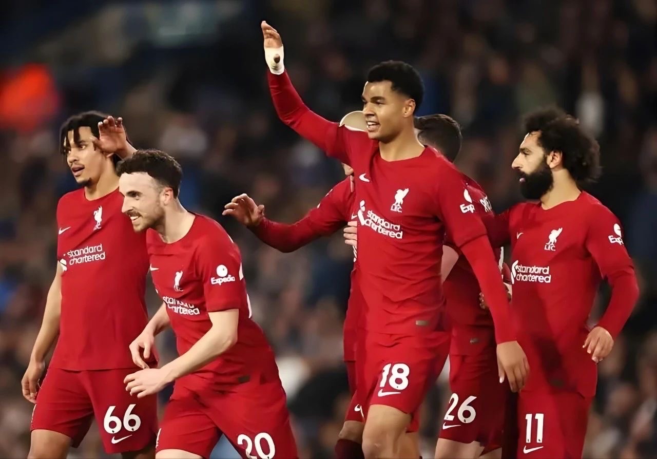 利物浦客场逆转,曼城大获全胜的简单介绍 利物浦客场逆转,曼城大获全胜的简单介绍