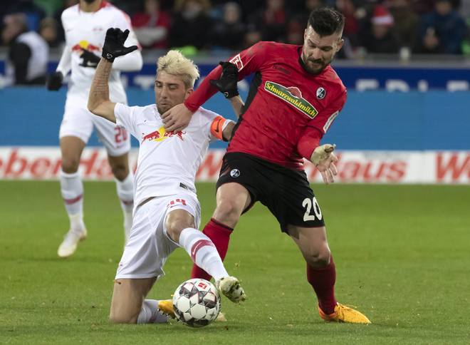 关于杜塞尔多夫将在客场迎战弗赖堡，力争取得胜利的信息