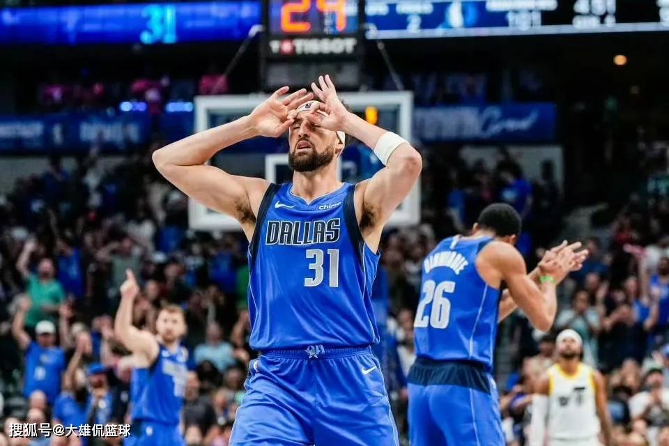 包含勇士队出征,汤普森回归受瞩目的词条 包含勇士队出征,汤普森回归受瞩目的词条