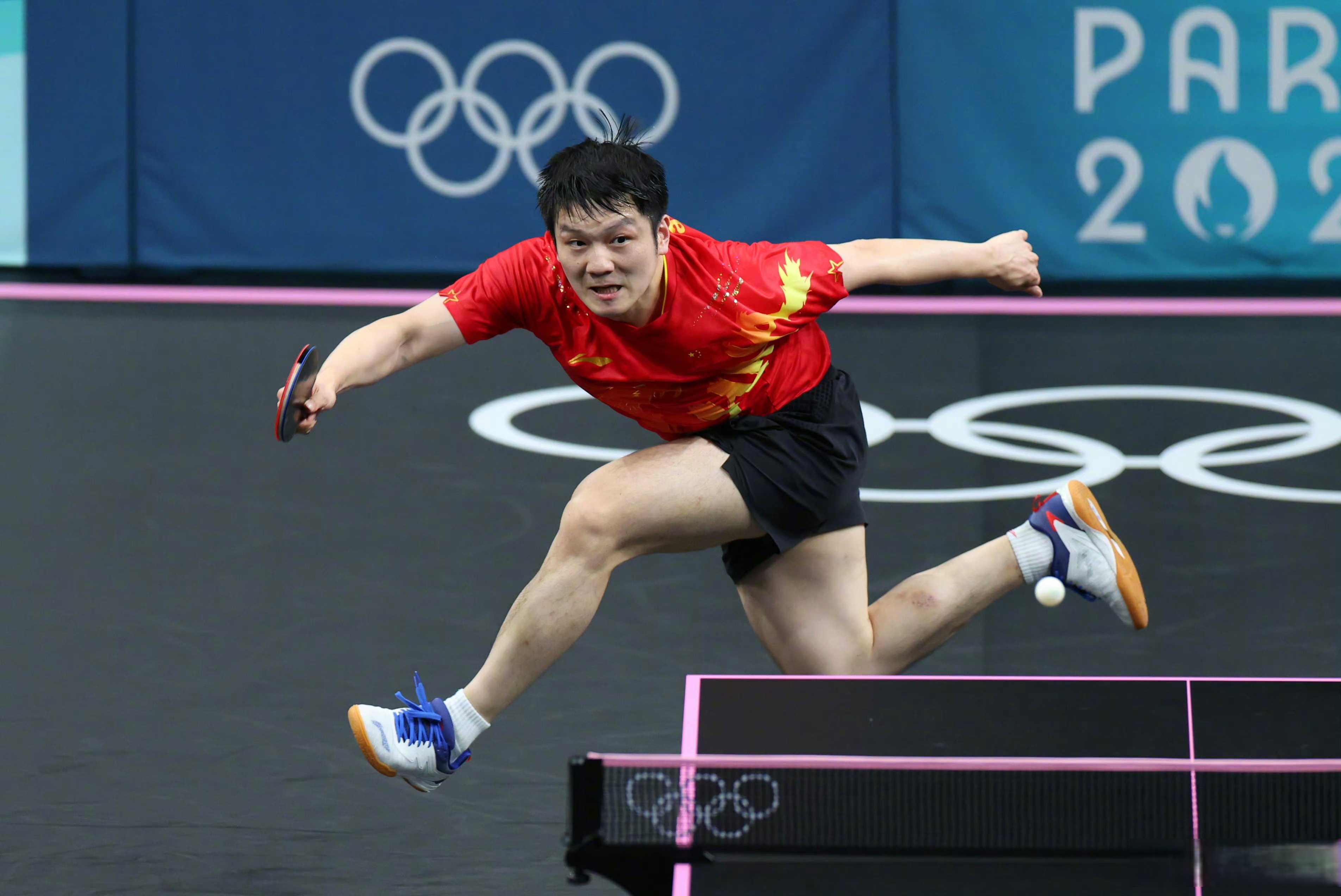 英格兰队碾压瑞典队，樊振东状态火热的简单介绍