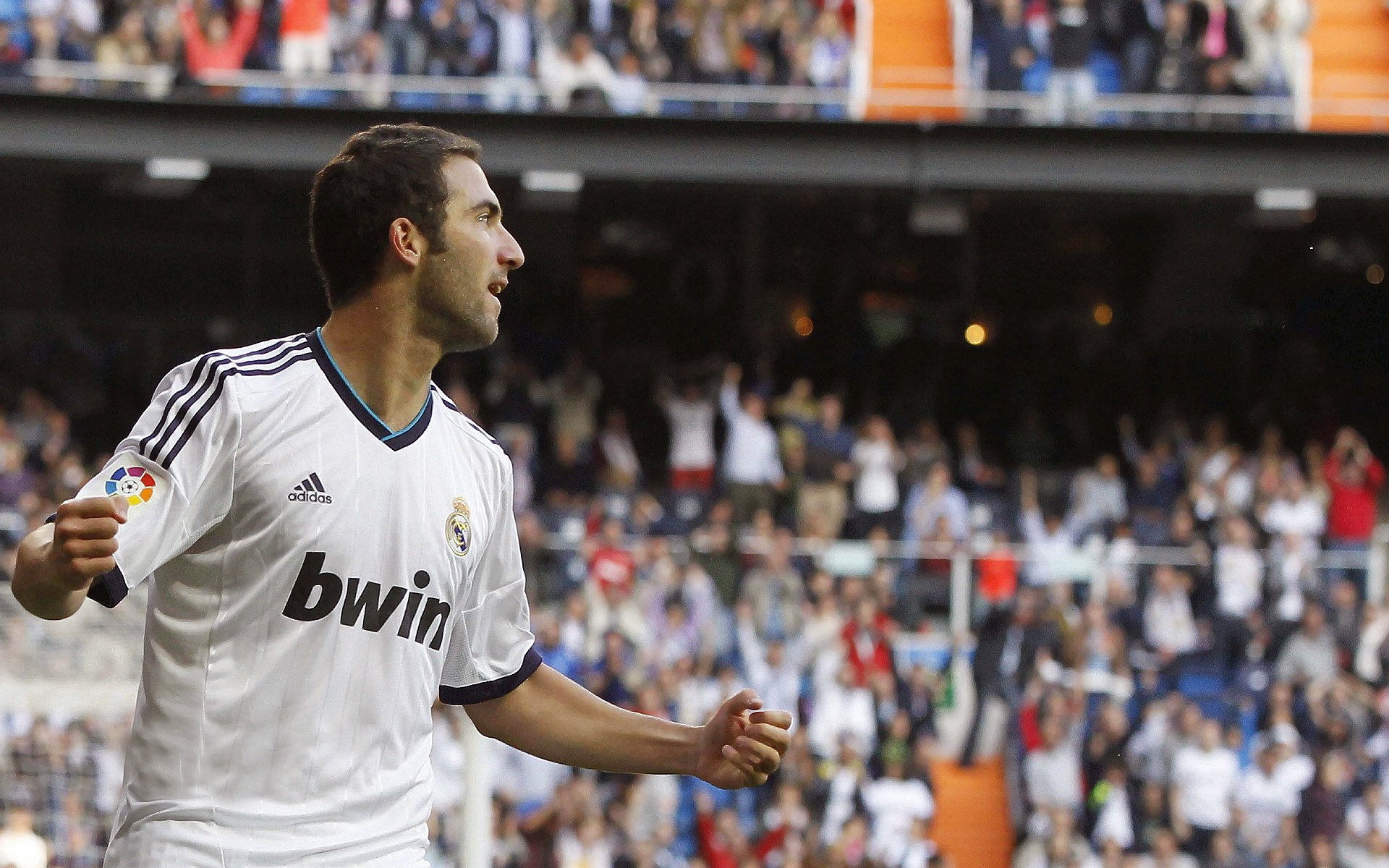 跨界收割,当湖人战术收割北京队,德罗赞却在欧冠决赛接管比赛