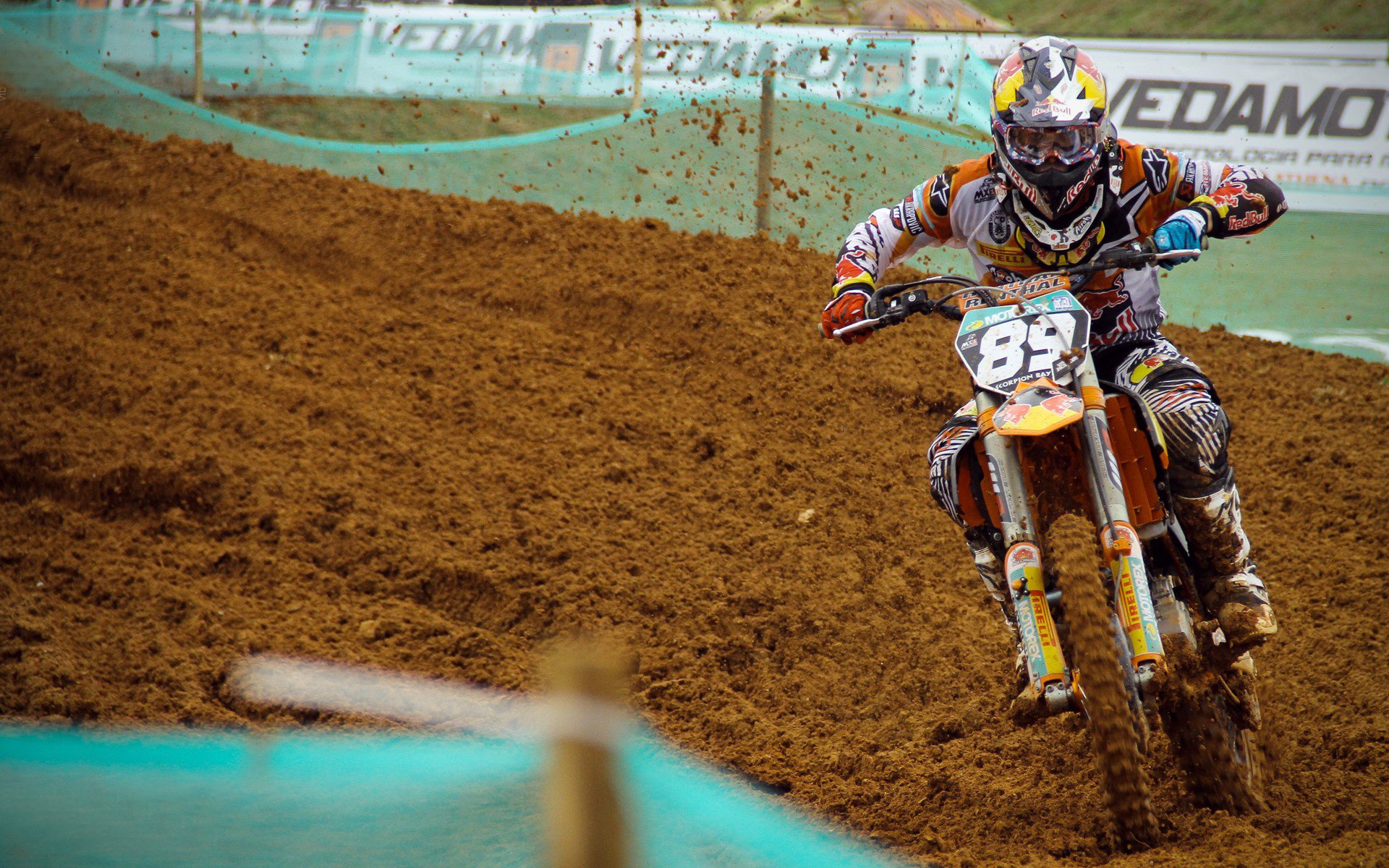 双线鏖战，法兰西铁血破英伦，樊振东王者之姿定乾坤